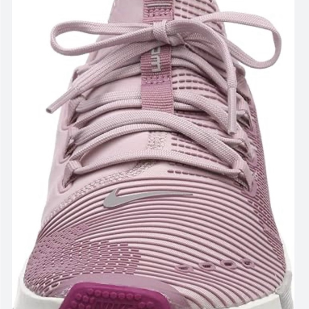 Nike Zoom Women’s Training Sneakers Pink Size 7.5